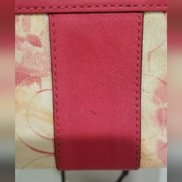 COACH Watercolor Wallet. (Flaws) - Picture 7 of 11